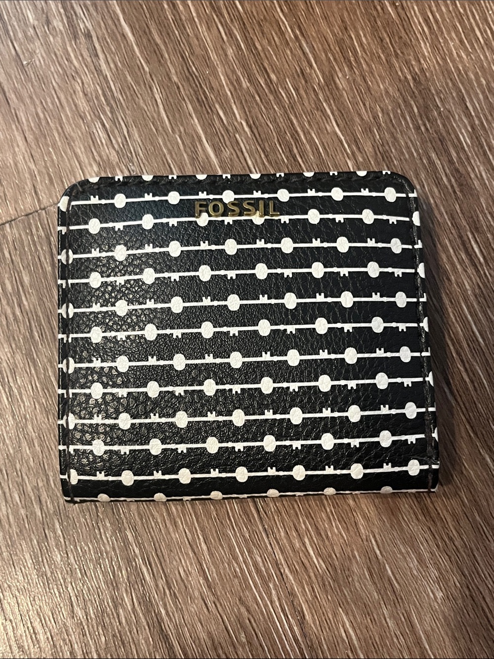 NWT- Fossil Madison Bifold wallet
